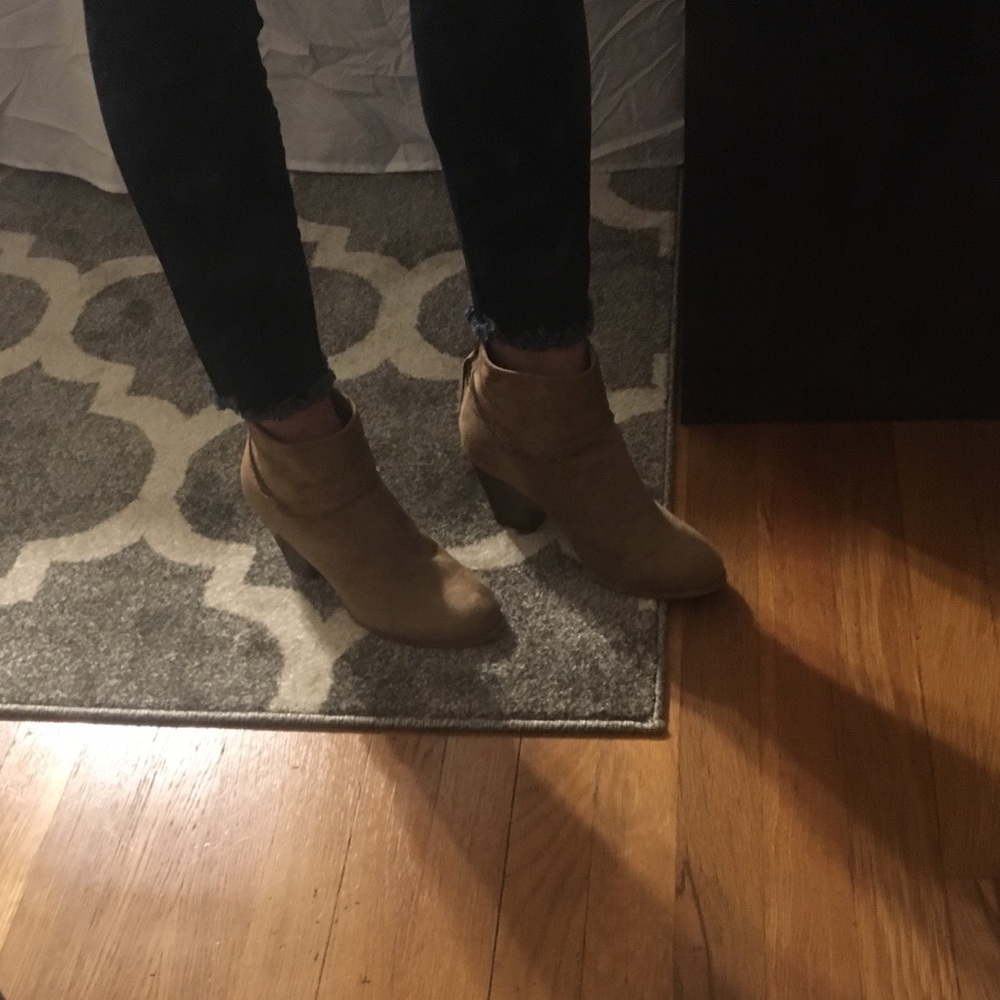 5 for $25** Tassel booties